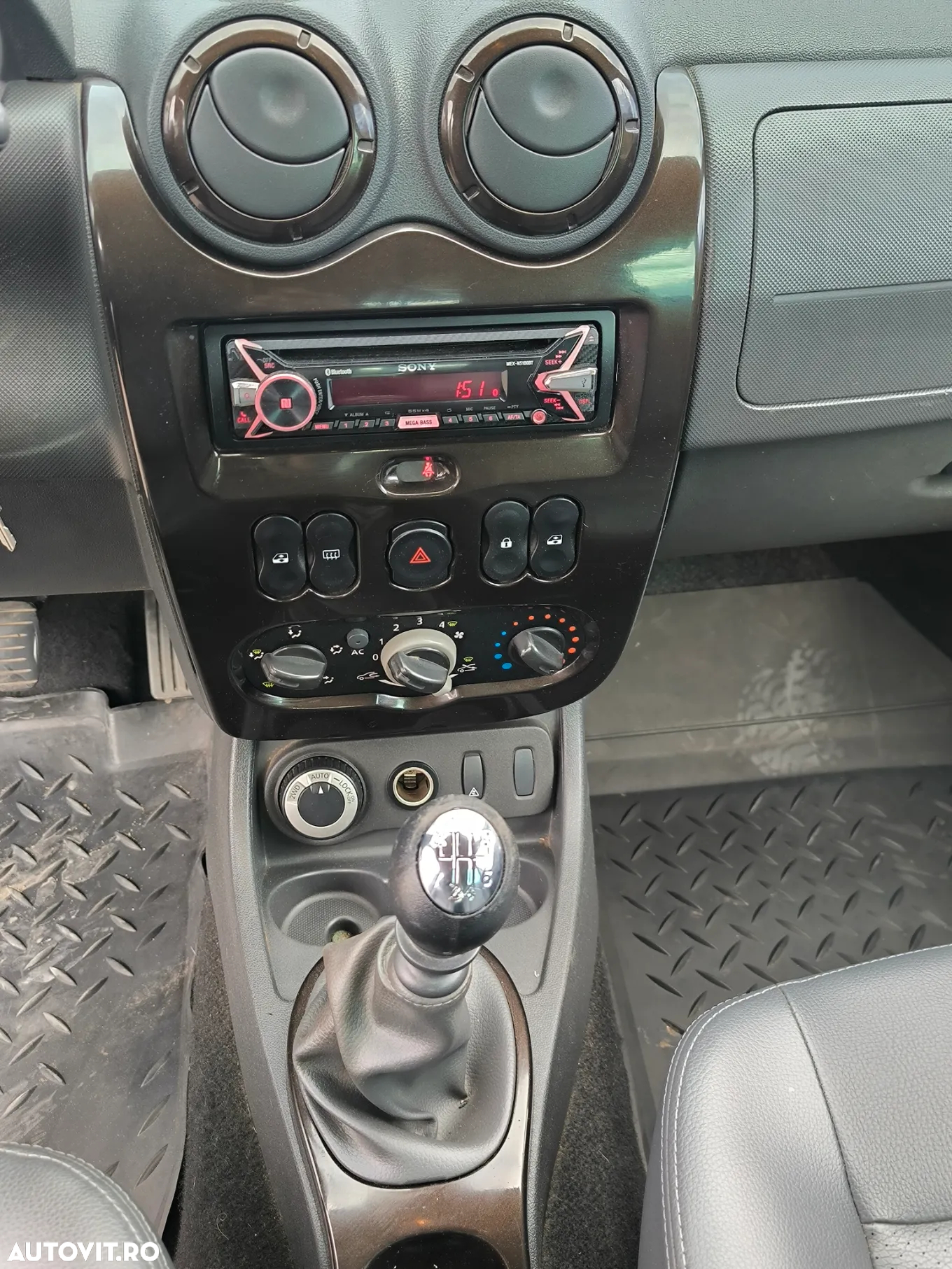 Dacia Duster dCi 110 FAP 4x4 Prestige - 9