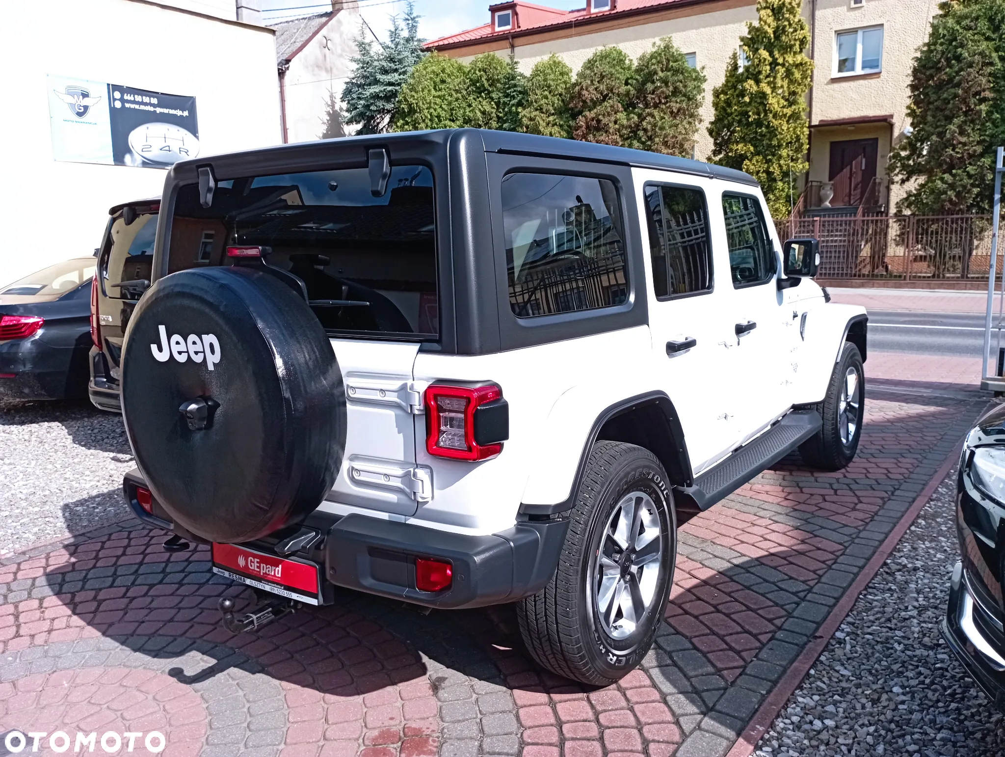Jeep Wrangler - 4