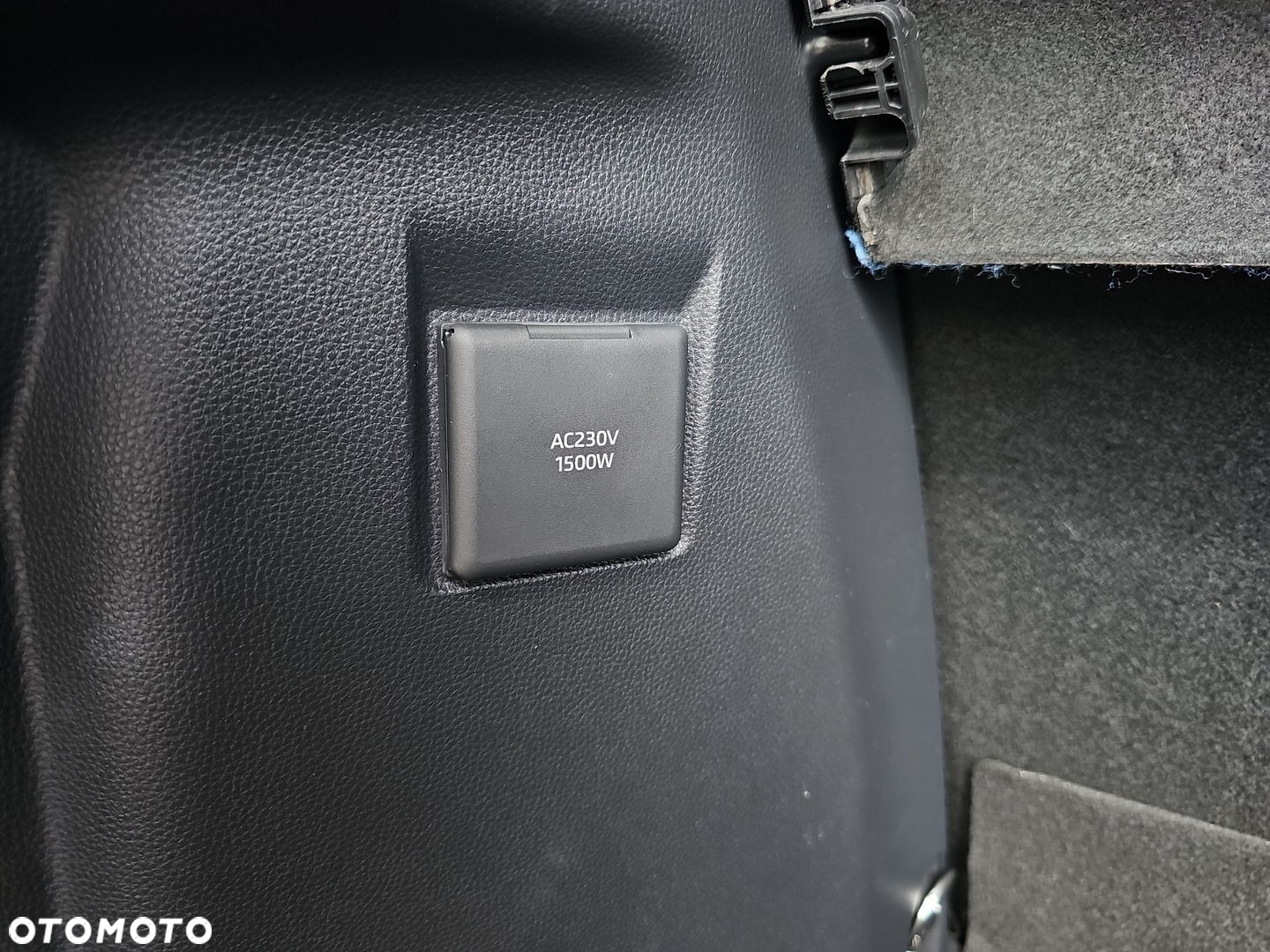 Toyota C-HR - 31