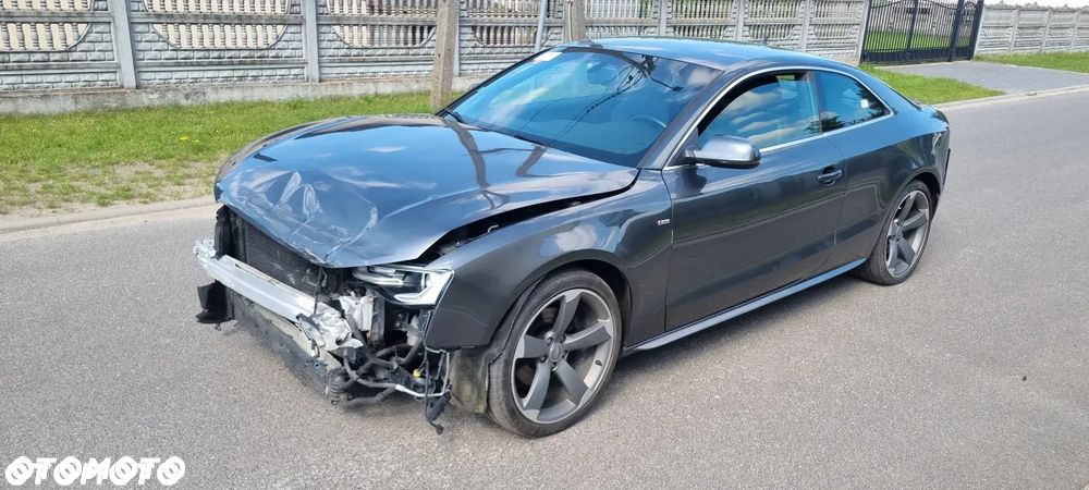 Audi A5 Coupé 2.0 TDI DPF (clean diesel) multitronic - 5