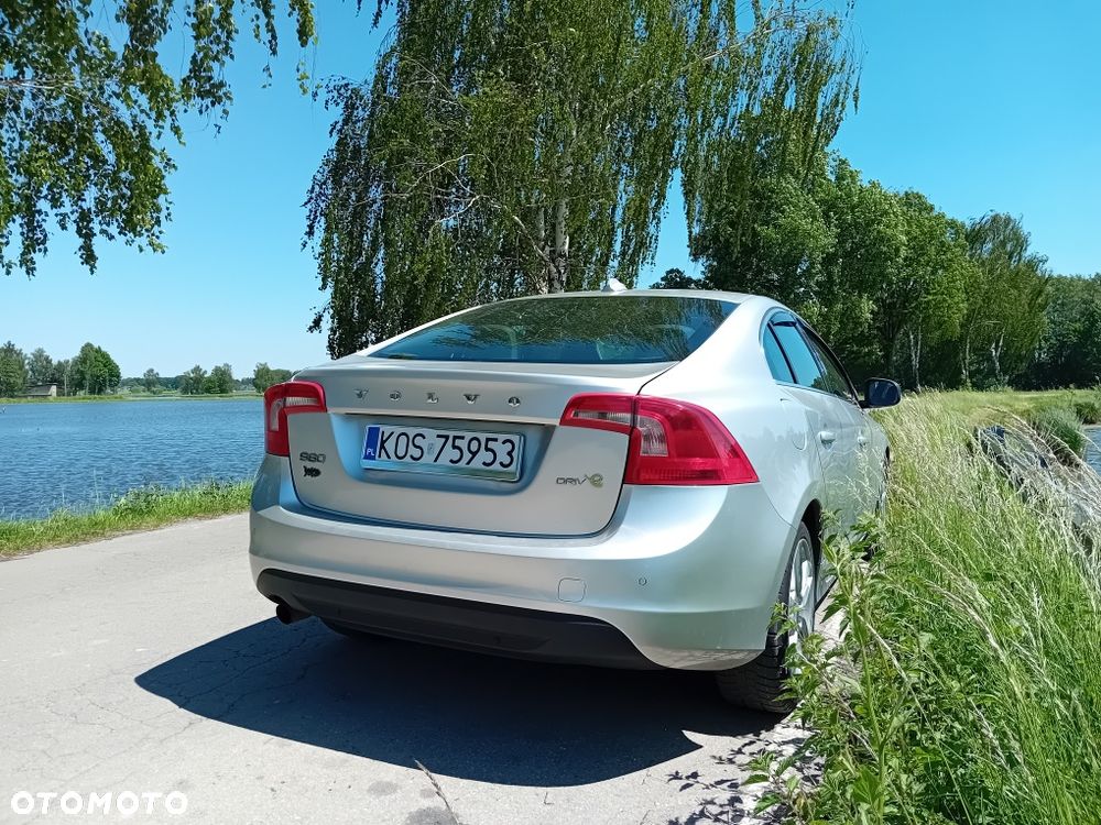 Volvo S60 - 4