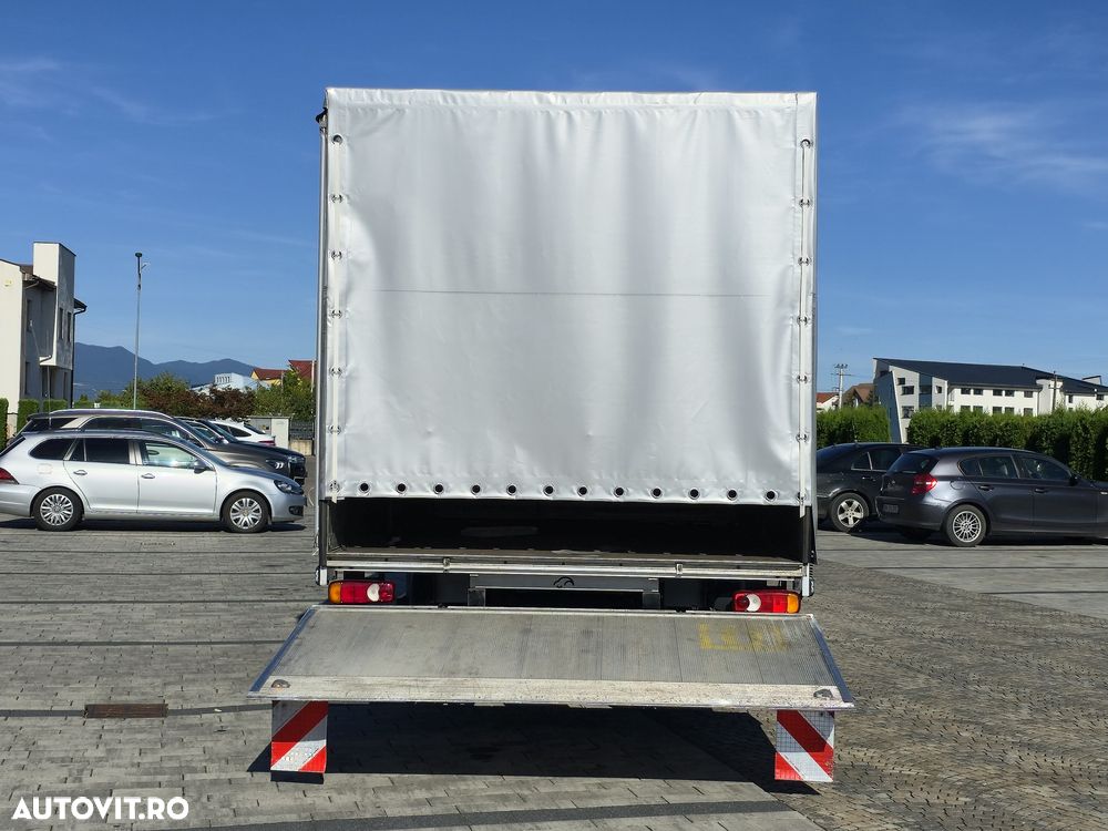 Renault Master - 18