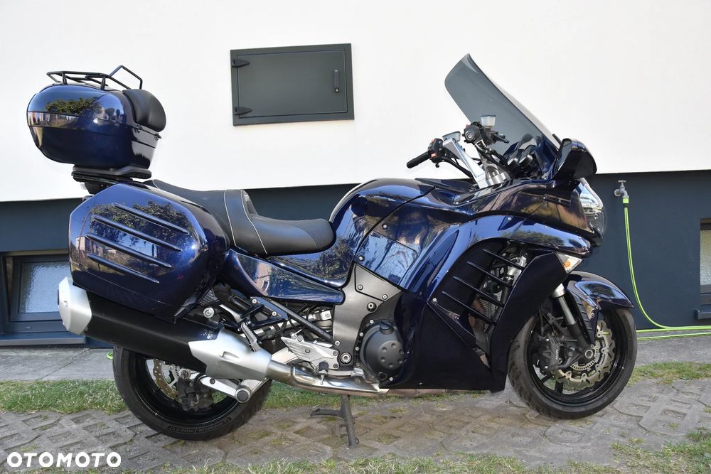 Kawasaki GTR - 13