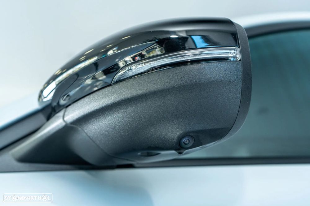 Ford Mustang Mach-E 98.7 kWh Premium - 23