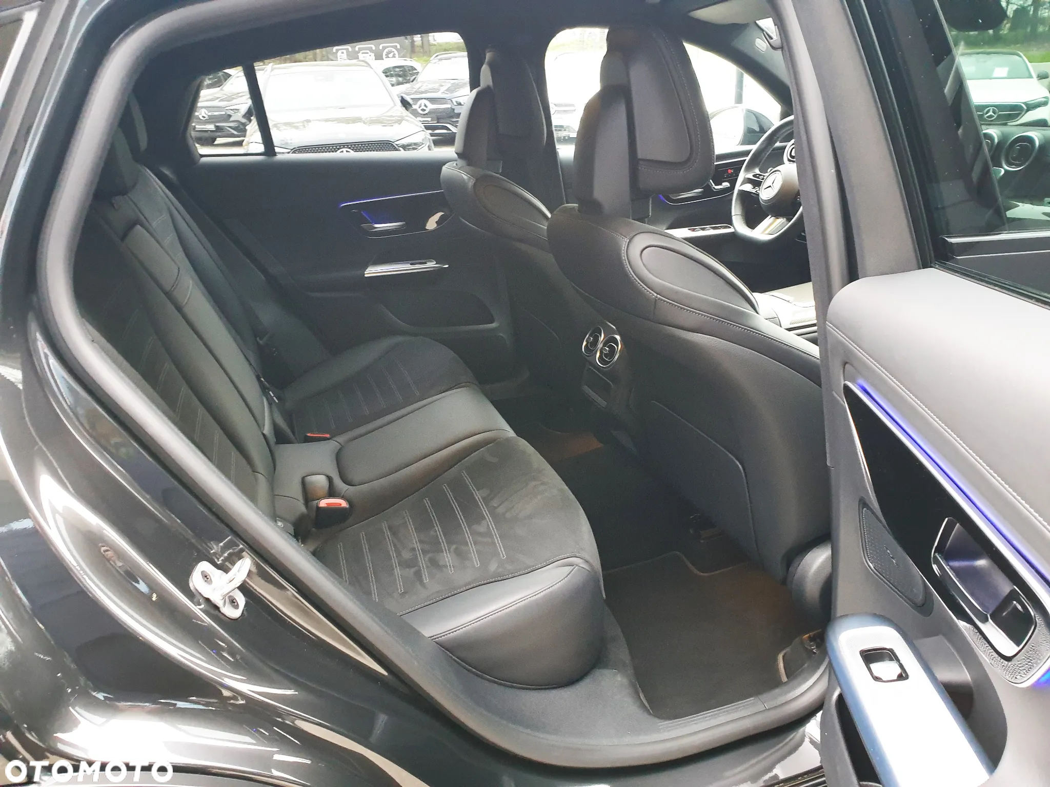 Mercedes-Benz GLC Coupe 300 e PHEV 4-Matic AMG Line - 16