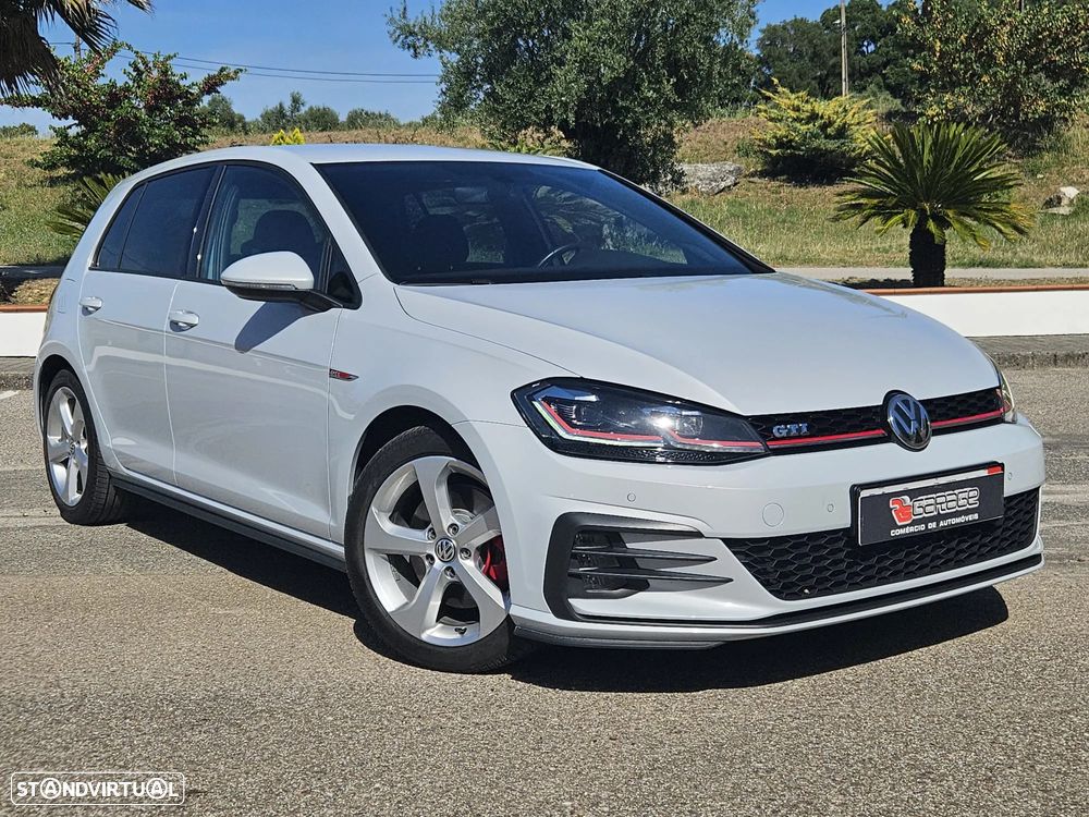 VW Golf GTI Performance BlueMotion - 1