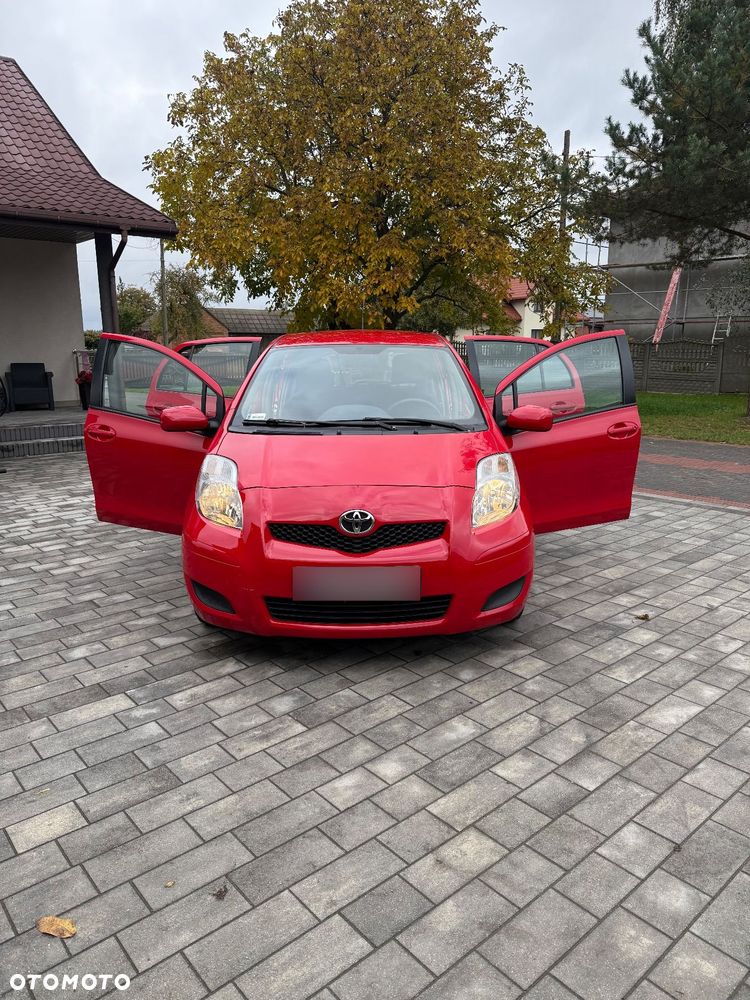 Toyota Yaris - 14