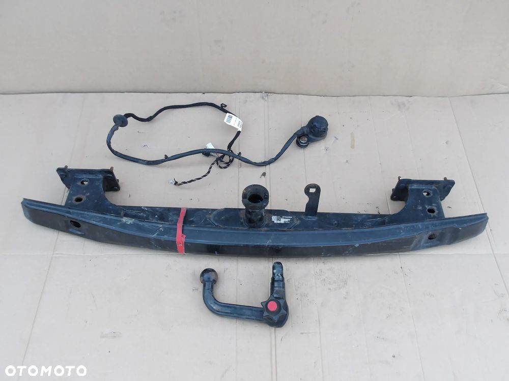 HAK HOLOWNICZY WPINANY MERCEDES GLK X204 2043100237 - 1