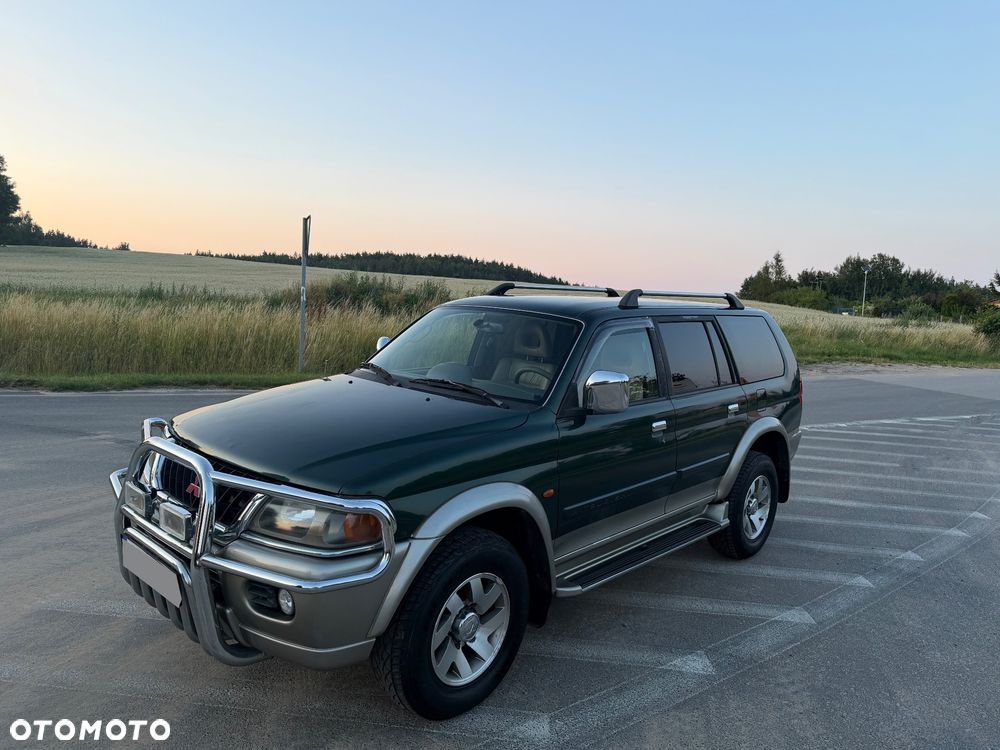 Mitsubishi Pajero Sport - 7