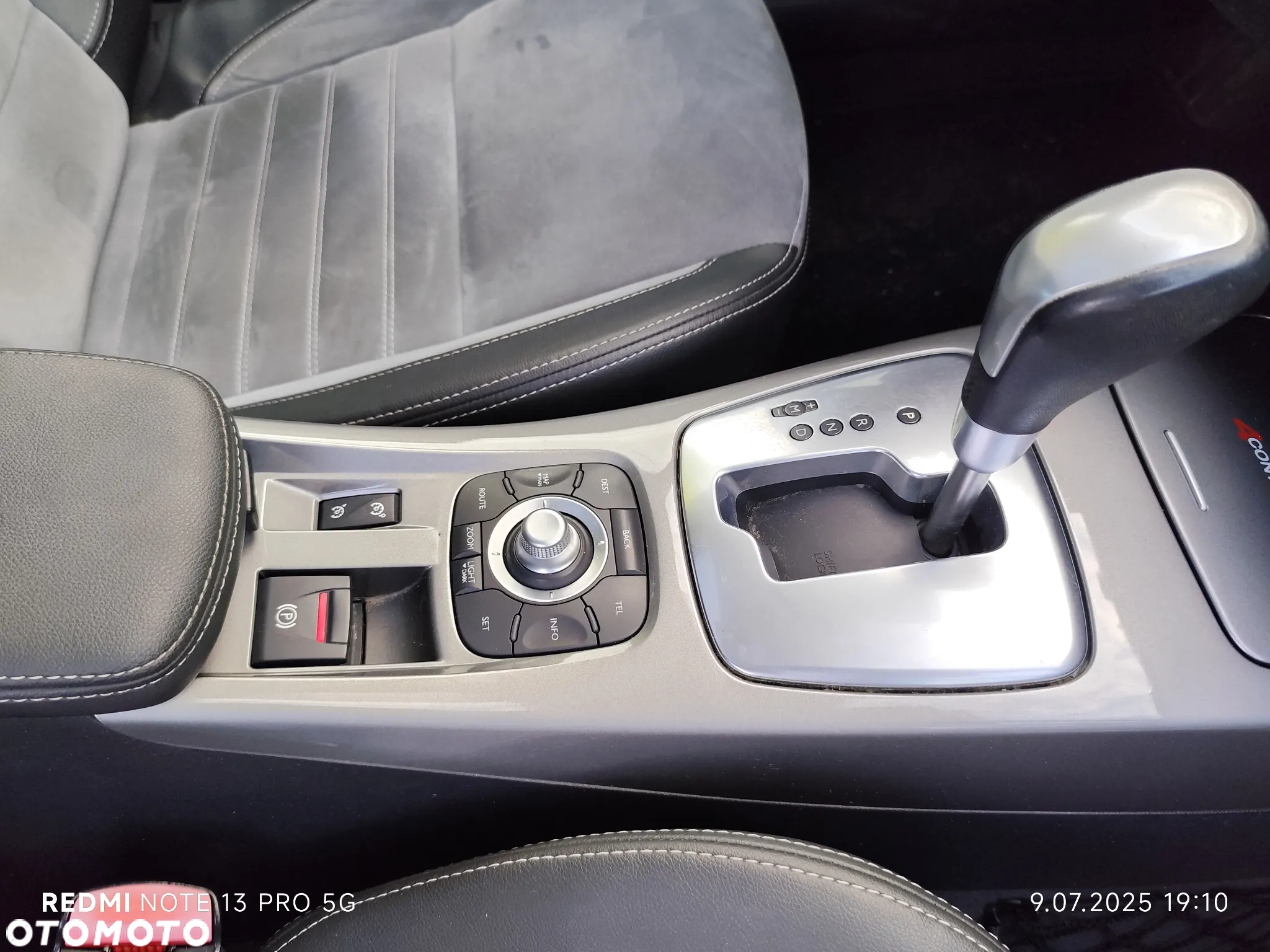 Renault Laguna Grandtour dCi 175 FAP Bose Edition - 14