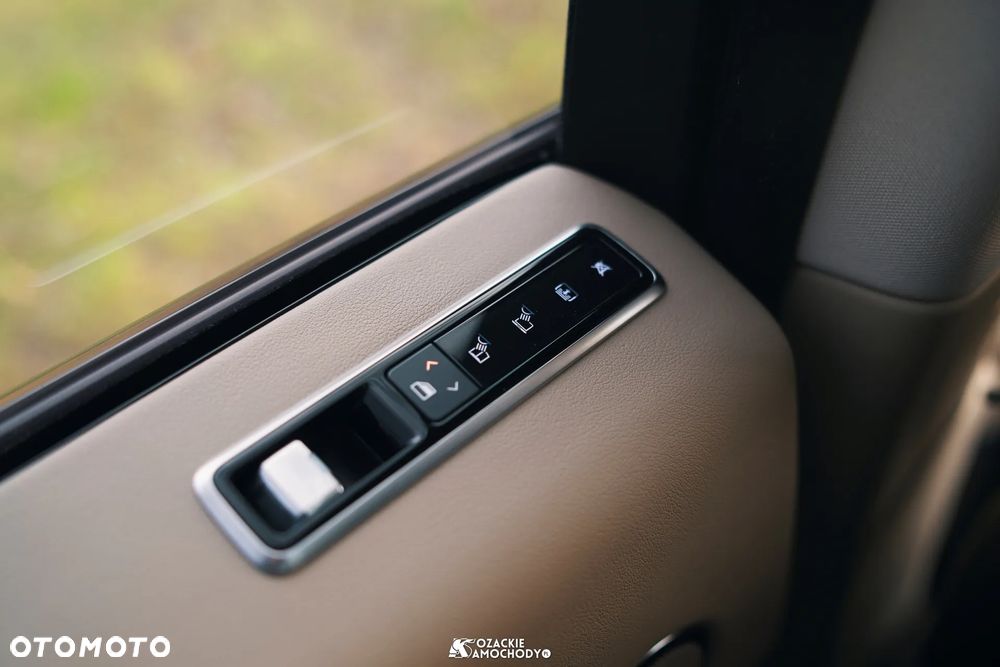 Land Rover Range Rover - 32