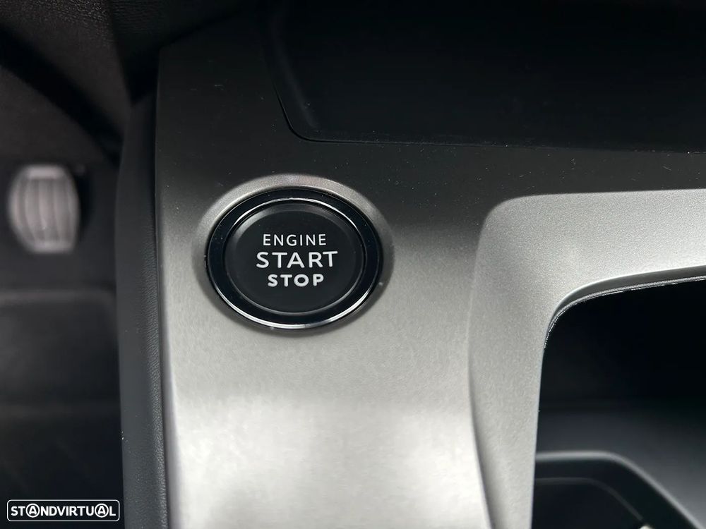 Peugeot 308 1.2 PureTech Allure Pack - 25