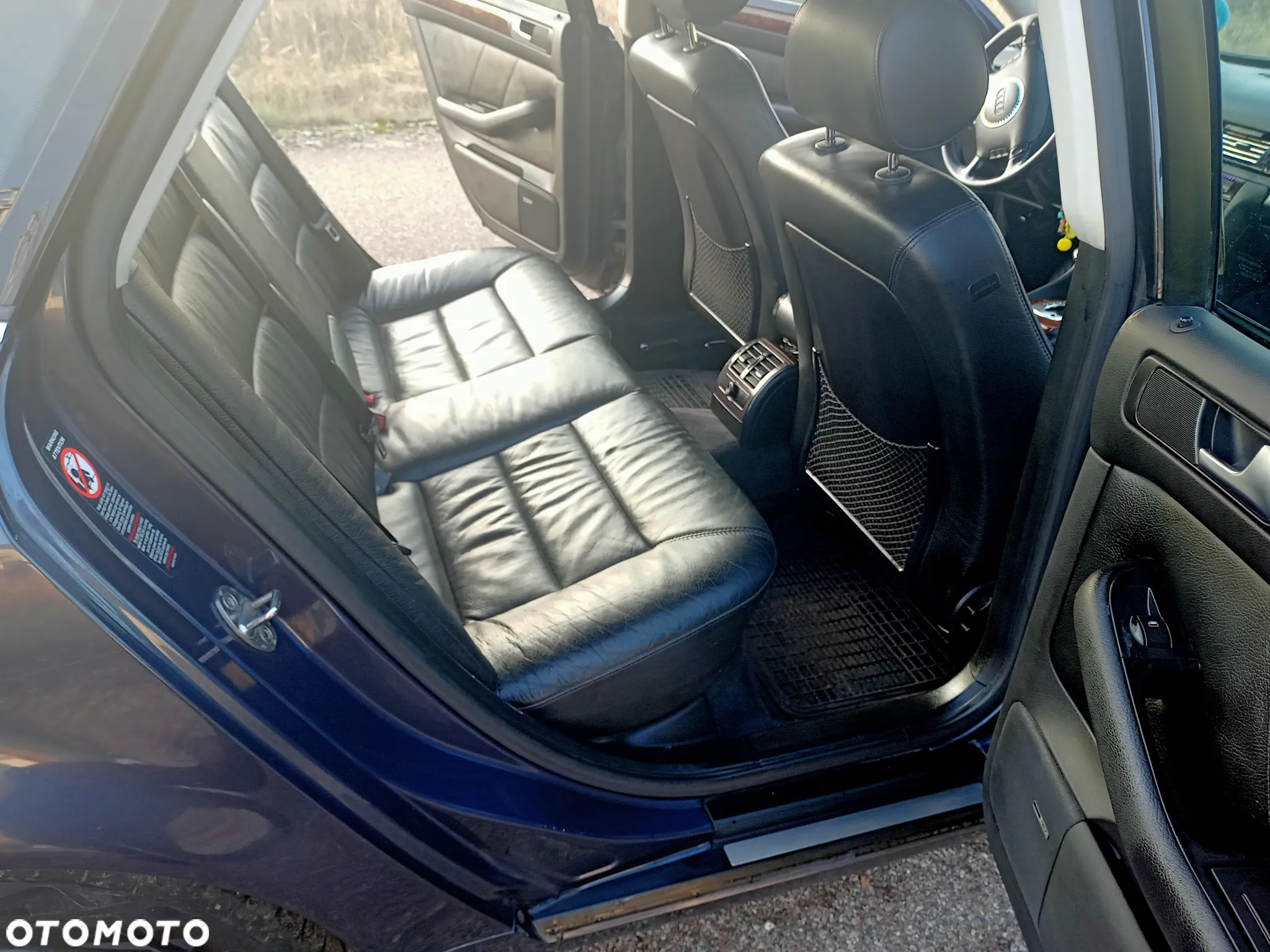 Audi A6 - 6