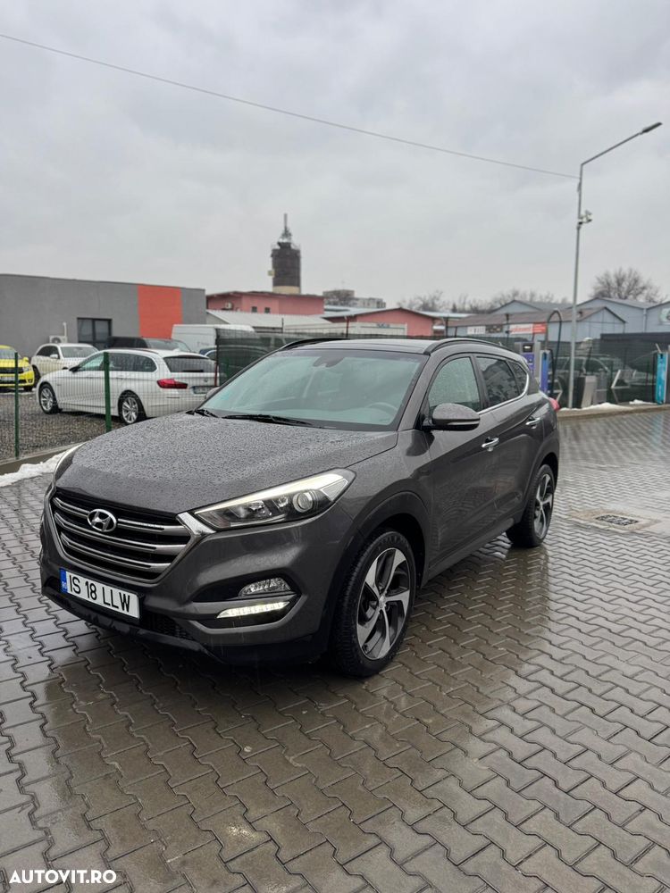 Hyundai Tucson - 2