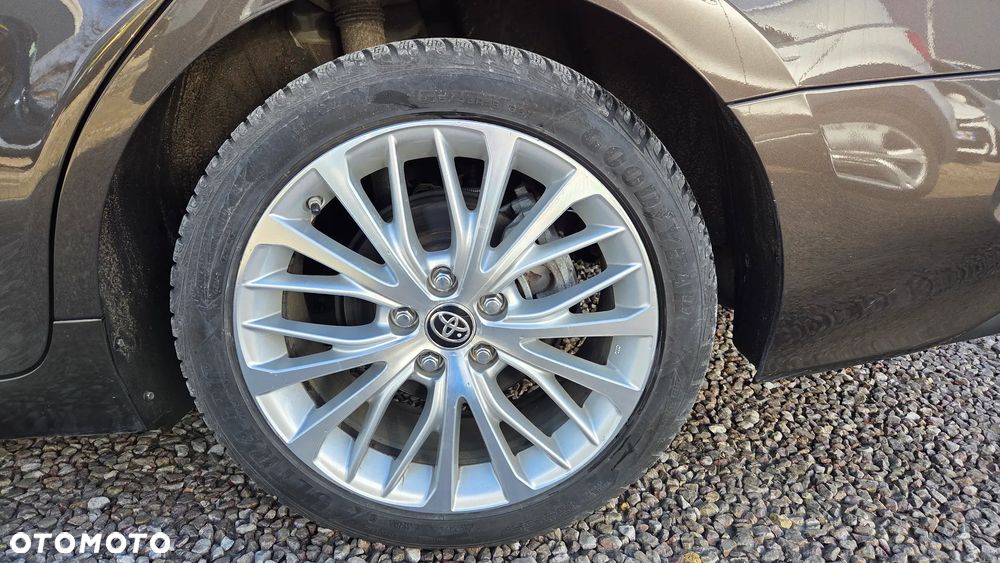 Toyota Camry 2.5 Hybrid Executive CVT - 31