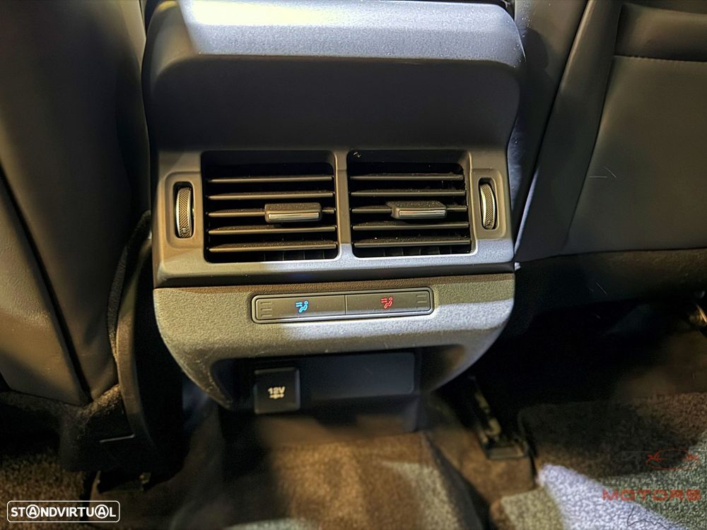 Land Rover Range Rover Evoque P300e R-Dynamic HSE - 43