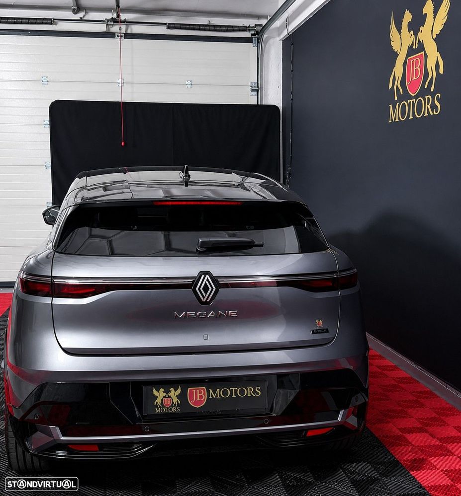 Renault Mégane E-Tech - 4