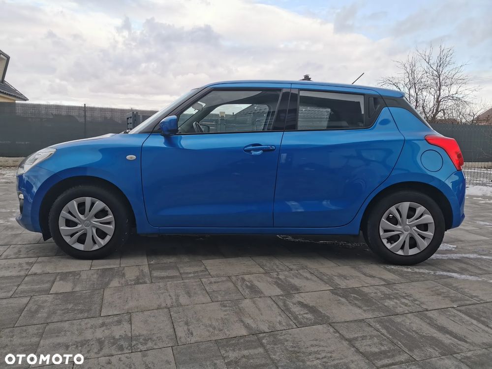 Suzuki Swift 1.2 Dualjet Club - 3