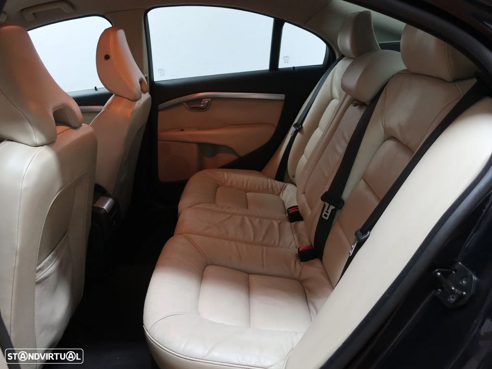 Volvo S80 2.4 D5 Nivel 2 - 14