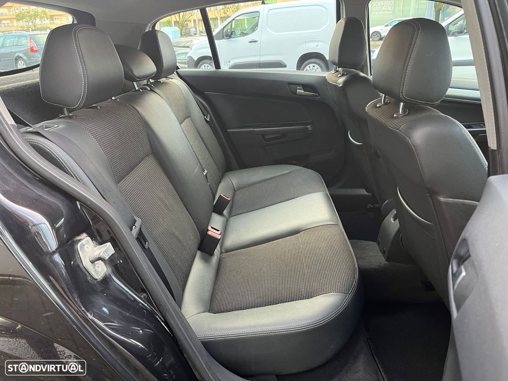 Opel Astra 1.7 CDTI Cosmo - 10