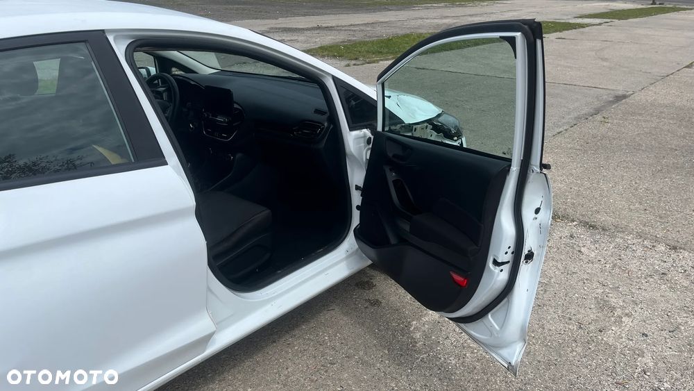 Ford Fiesta 1.1 S&S COOL&CONNECT - 18