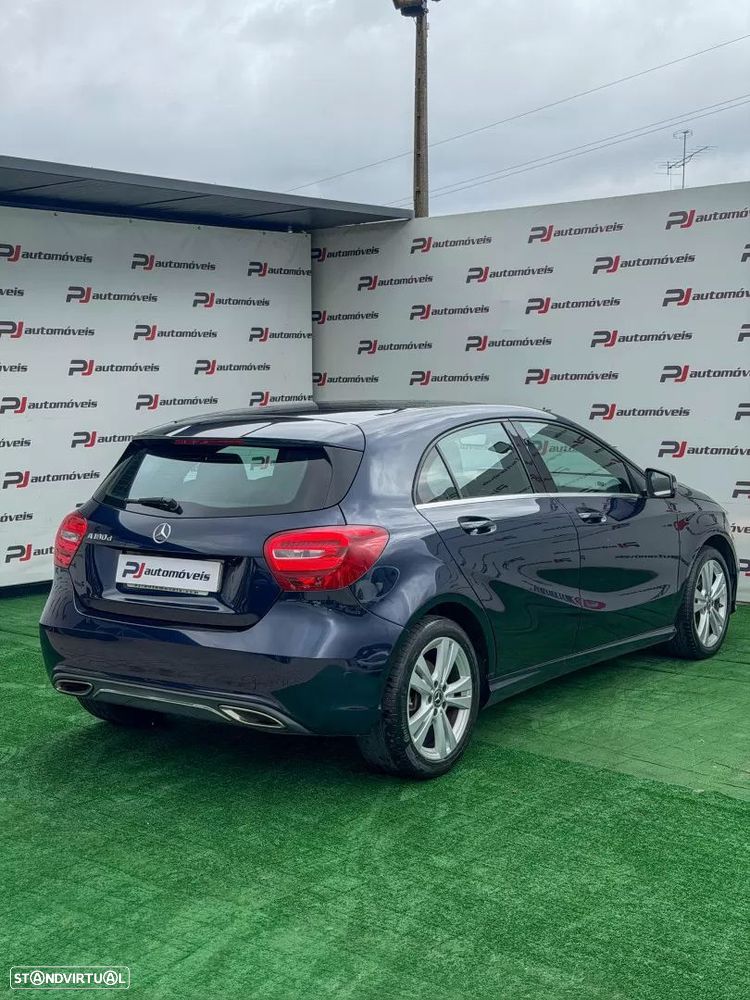 Mercedes-Benz A 180 d Urban - 10