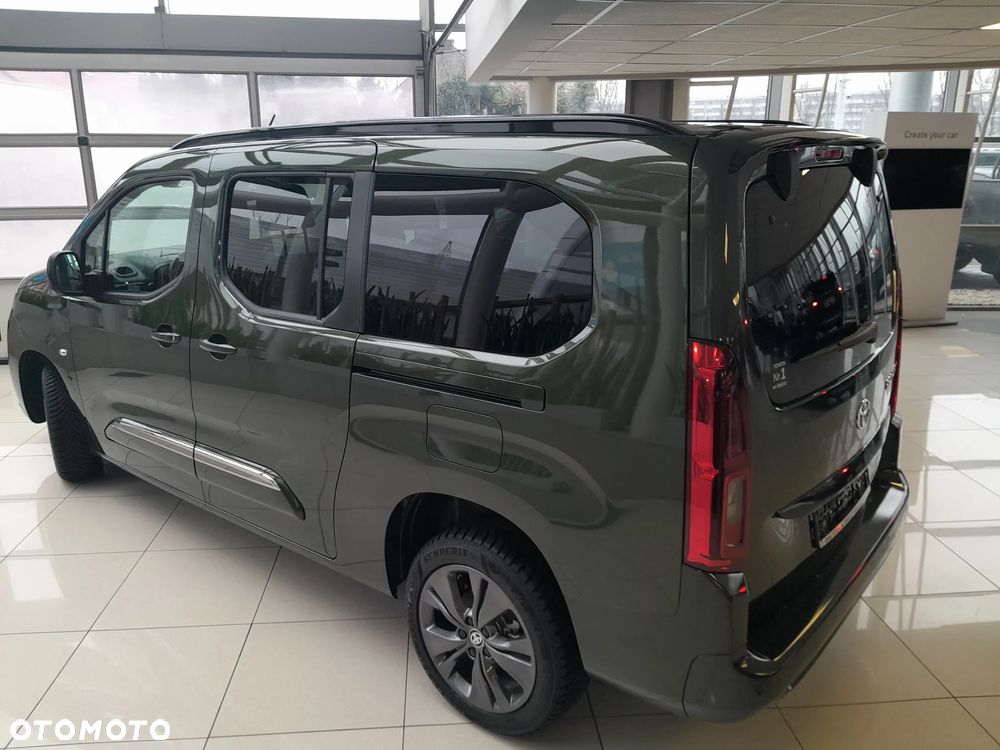Toyota Proace City Verso Long 1.5 D-4D Family - 2