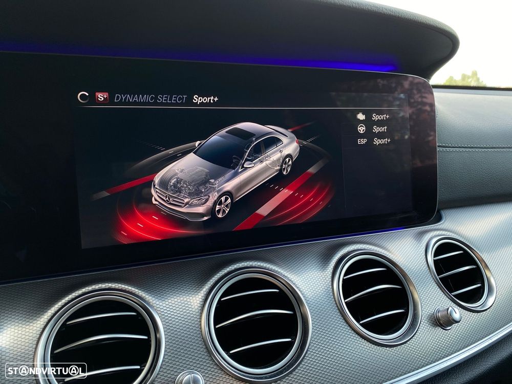 Mercedes-Benz E 220 d AMG - 30