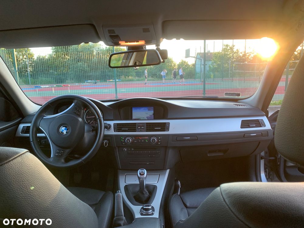 BMW Seria 3 320d Efficient Dynamics Edition Sport Line - 5