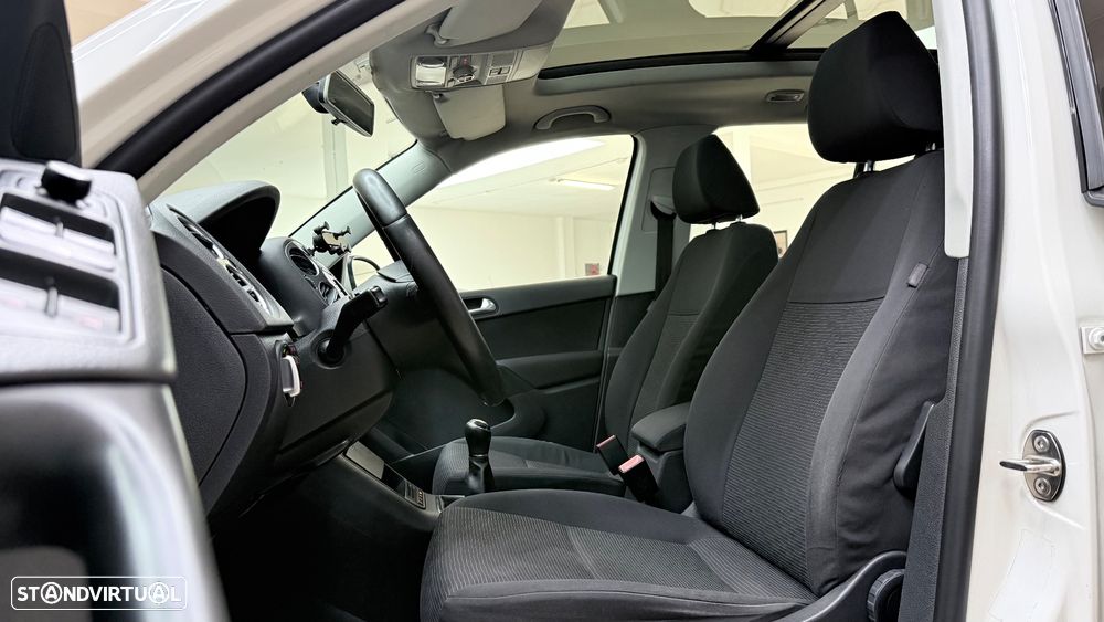 VW Tiguan 1.4 TSi Sport BlueMotion - 8