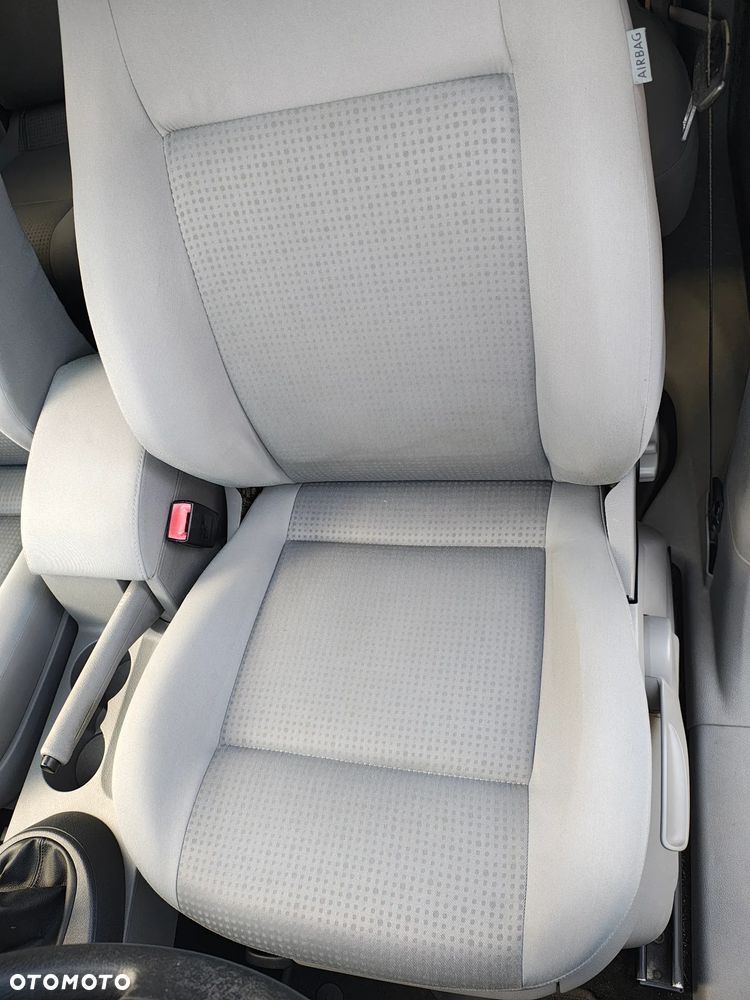 Volkswagen Caddy - 15