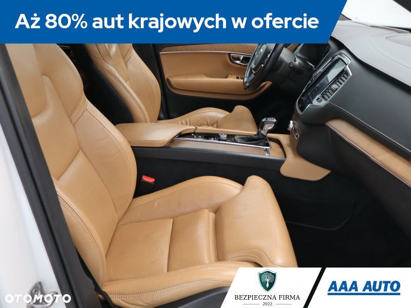 Volvo XC 90 - 11