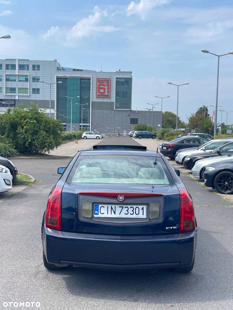 Cadillac CTS - 5