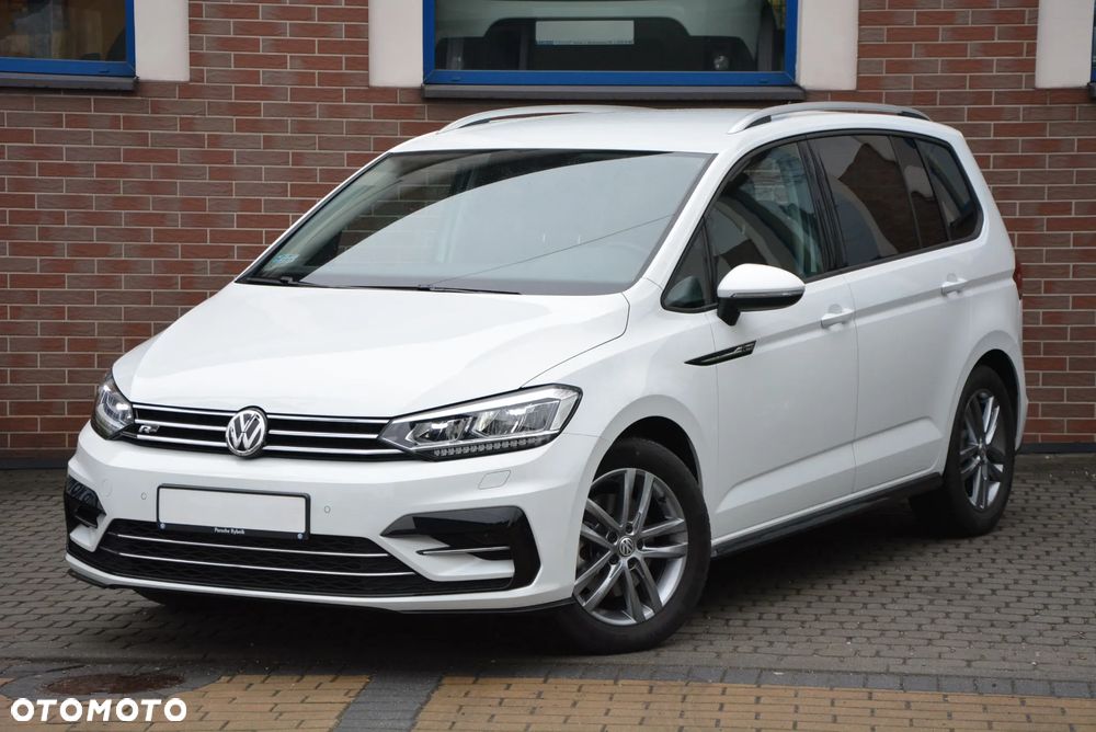 Volkswagen Touran - 11