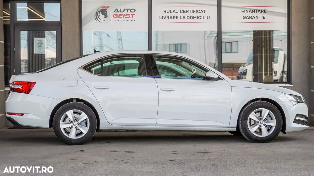 Skoda Superb 1.5 TSI DSG Ambition - 8