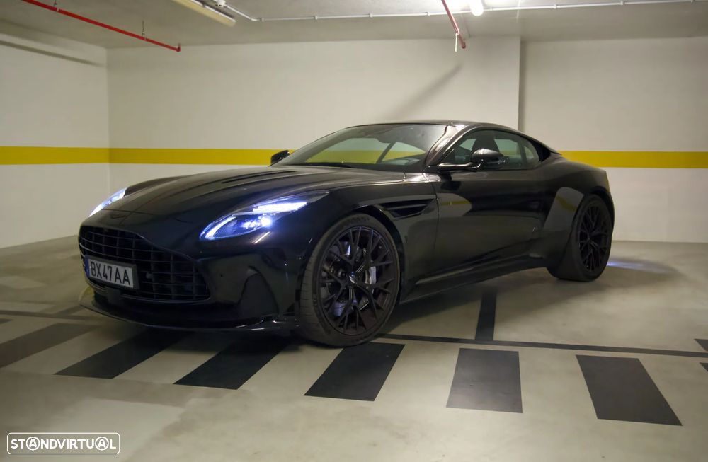 Aston Martin DB12 Coupé V8 - 7