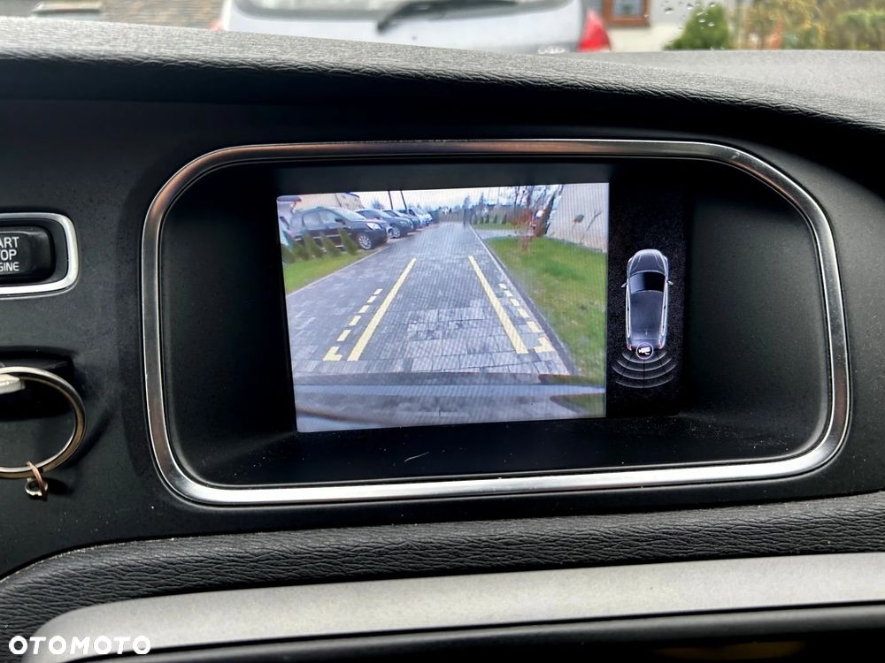 Volvo V40 D2 Momentum - 11