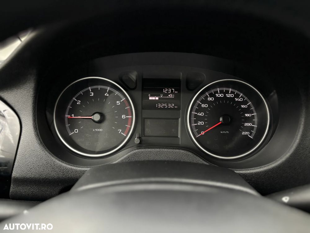 Peugeot 301 1.5 BlueHDI FAP Allure - 14