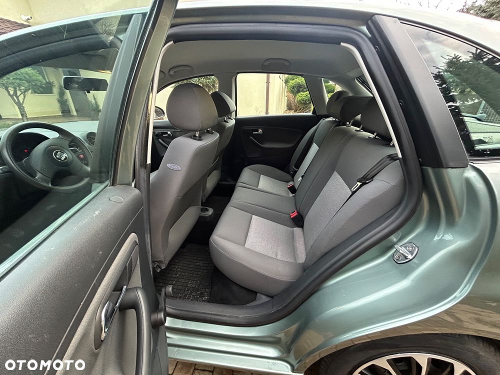 Seat Ibiza 1.4 16V Sport - 12