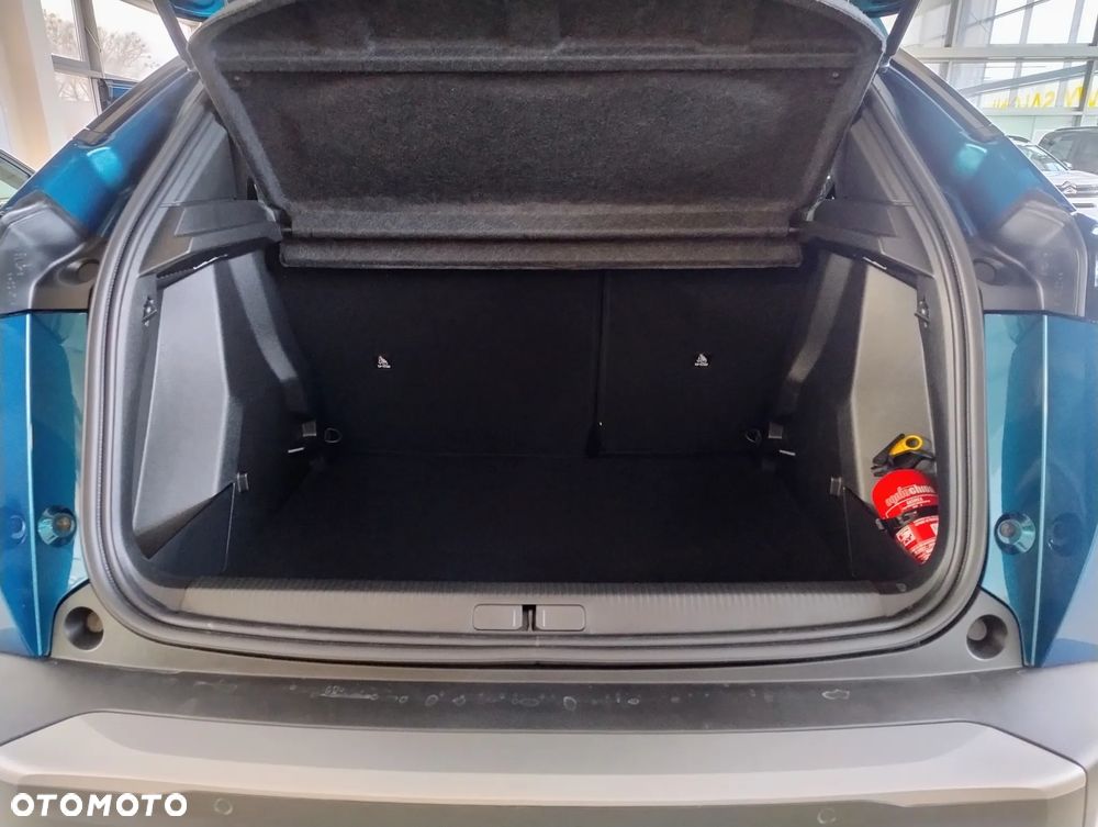 Peugeot 2008 PureTech 100 Allure S&S BVM6 - 9