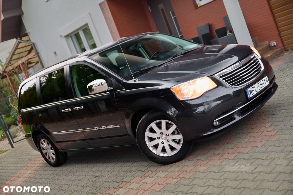 Chrysler Town & Country 3.6 Limited - 5