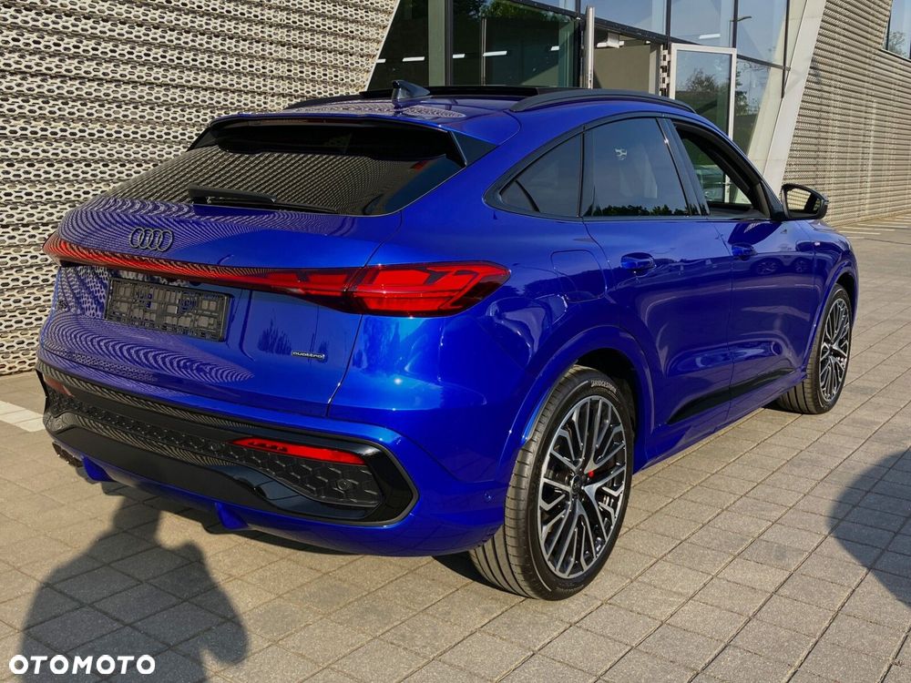 Audi Q5 Sportback - 9
