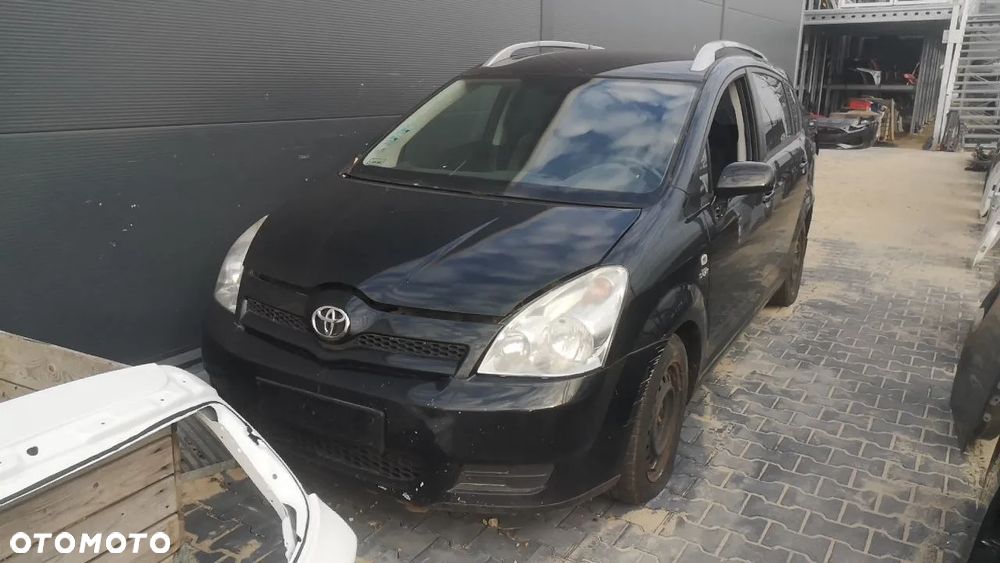 KAROSERIA DRZWI BŁOTNIK REFLEKTOR TOYOTA COROLL VERSO