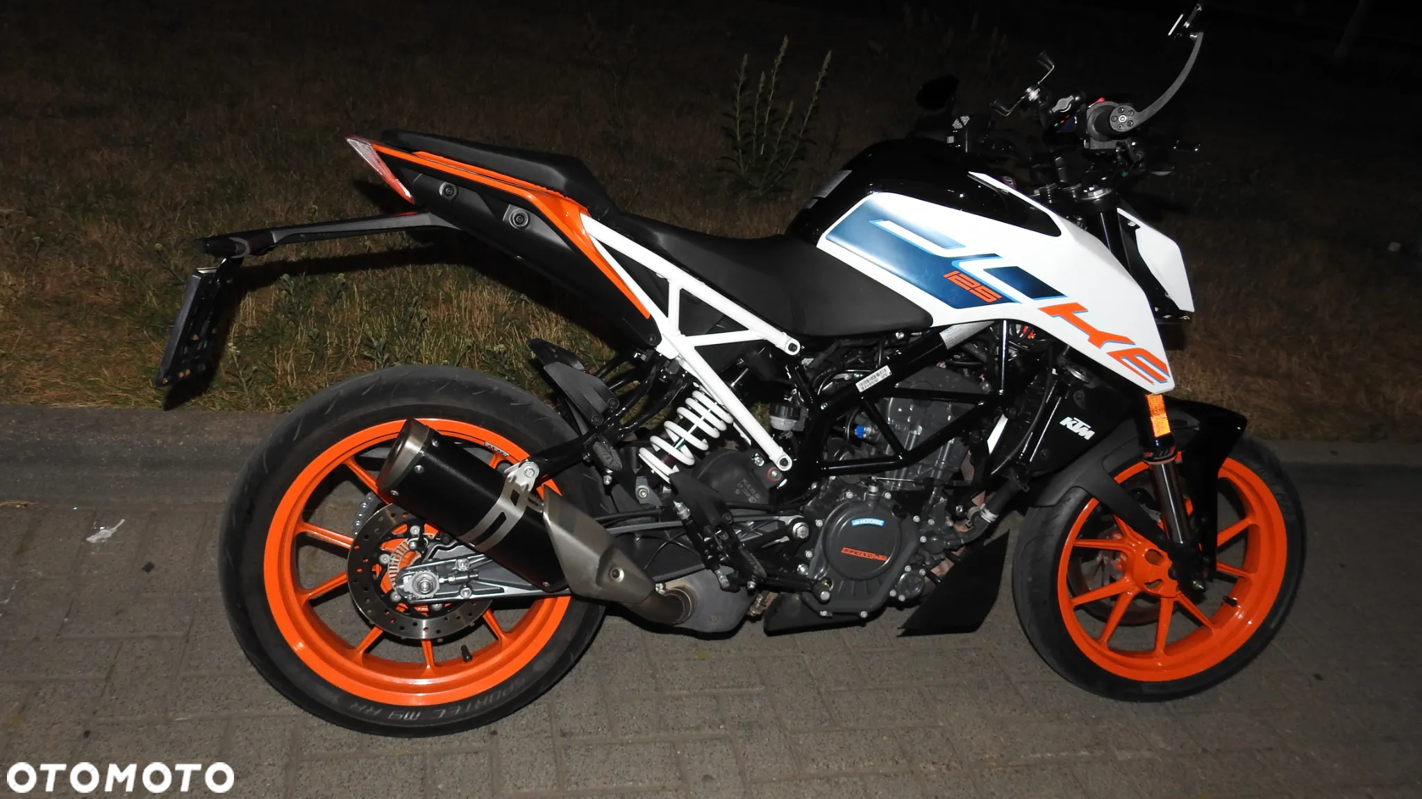 KTM Duke - 18