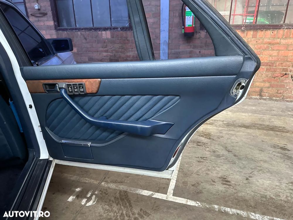 Mercedes-Benz 500 SEL - 28
