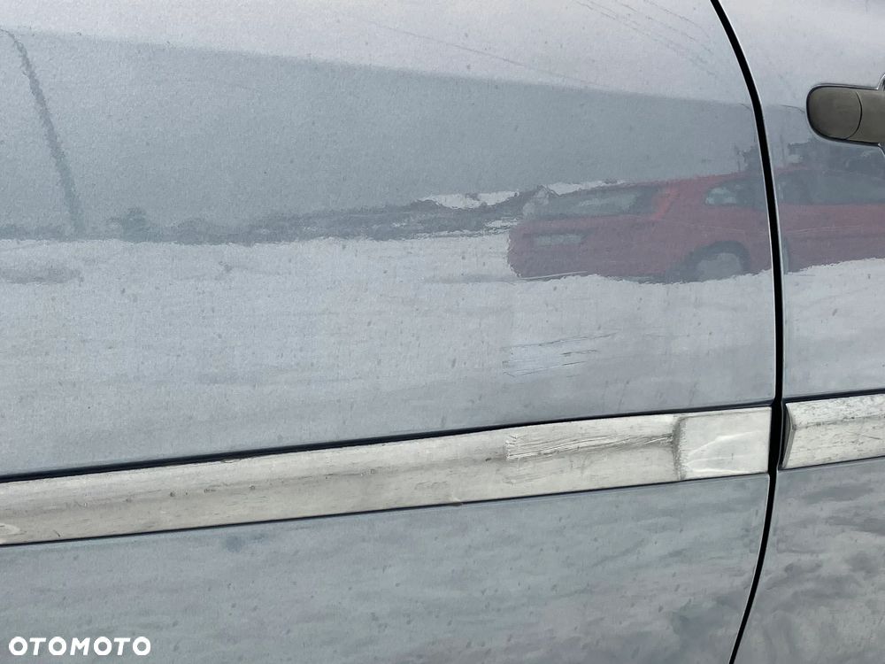 Renault Clio 1.2 16V Authentique - 11