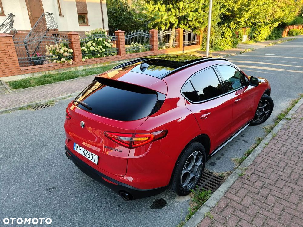 Alfa Romeo Stelvio 2.2 JTDM - 11