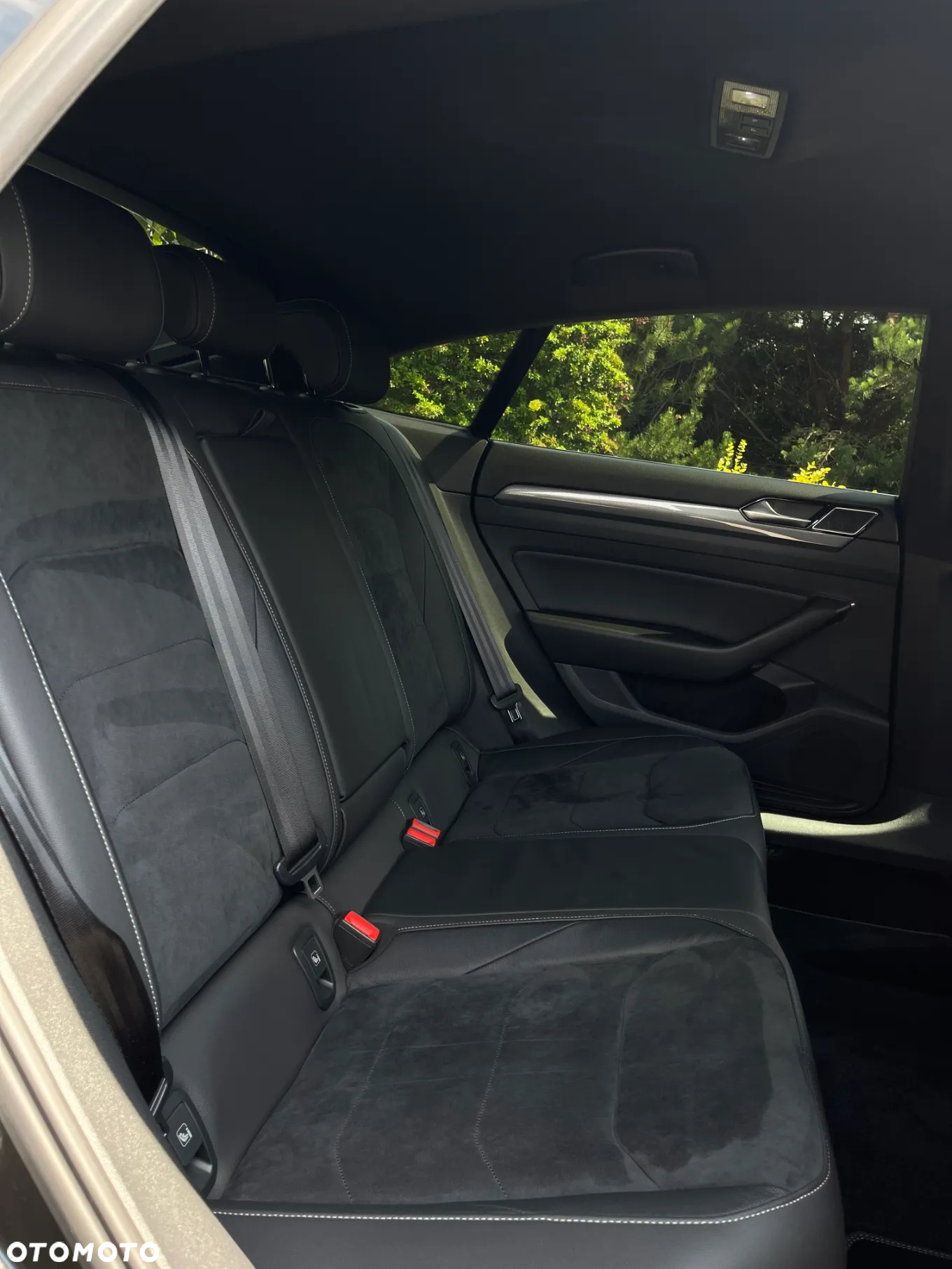 Volkswagen Arteon 2.0 TDI 4Motion SCR R-Line DSG - 15
