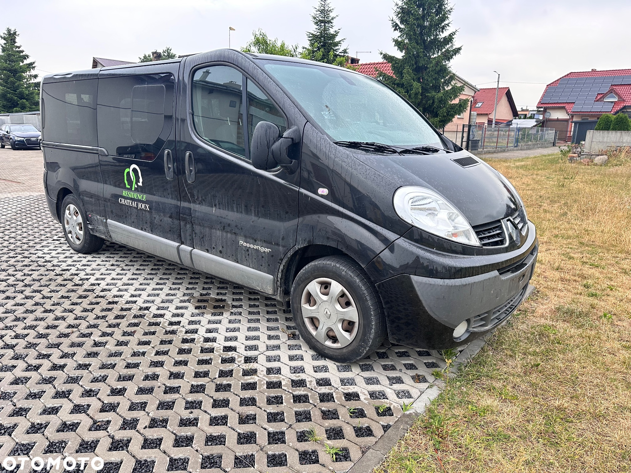 Renault Trafic 2.0 dCi 115 FAP Grand Passenger Black Edition - 2