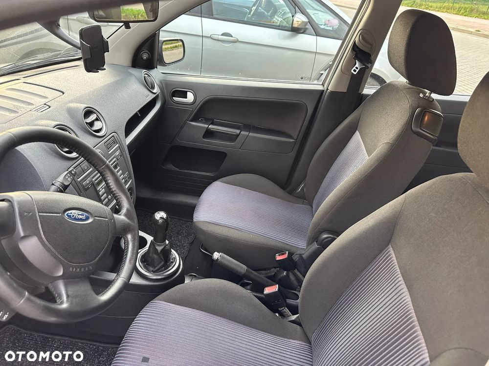 Ford Fusion 1.4 TDCI Ambiente - 7